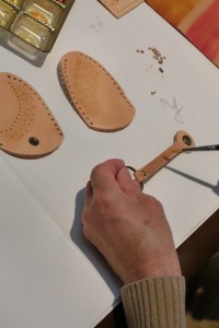 笑恵館 オリジナル革小物づくり